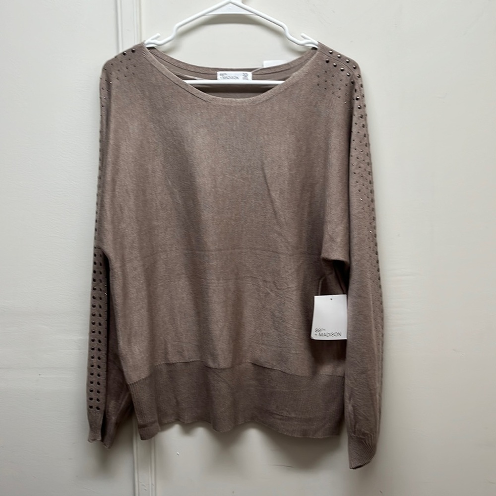 89th & Madison Tan Sweater - Size L